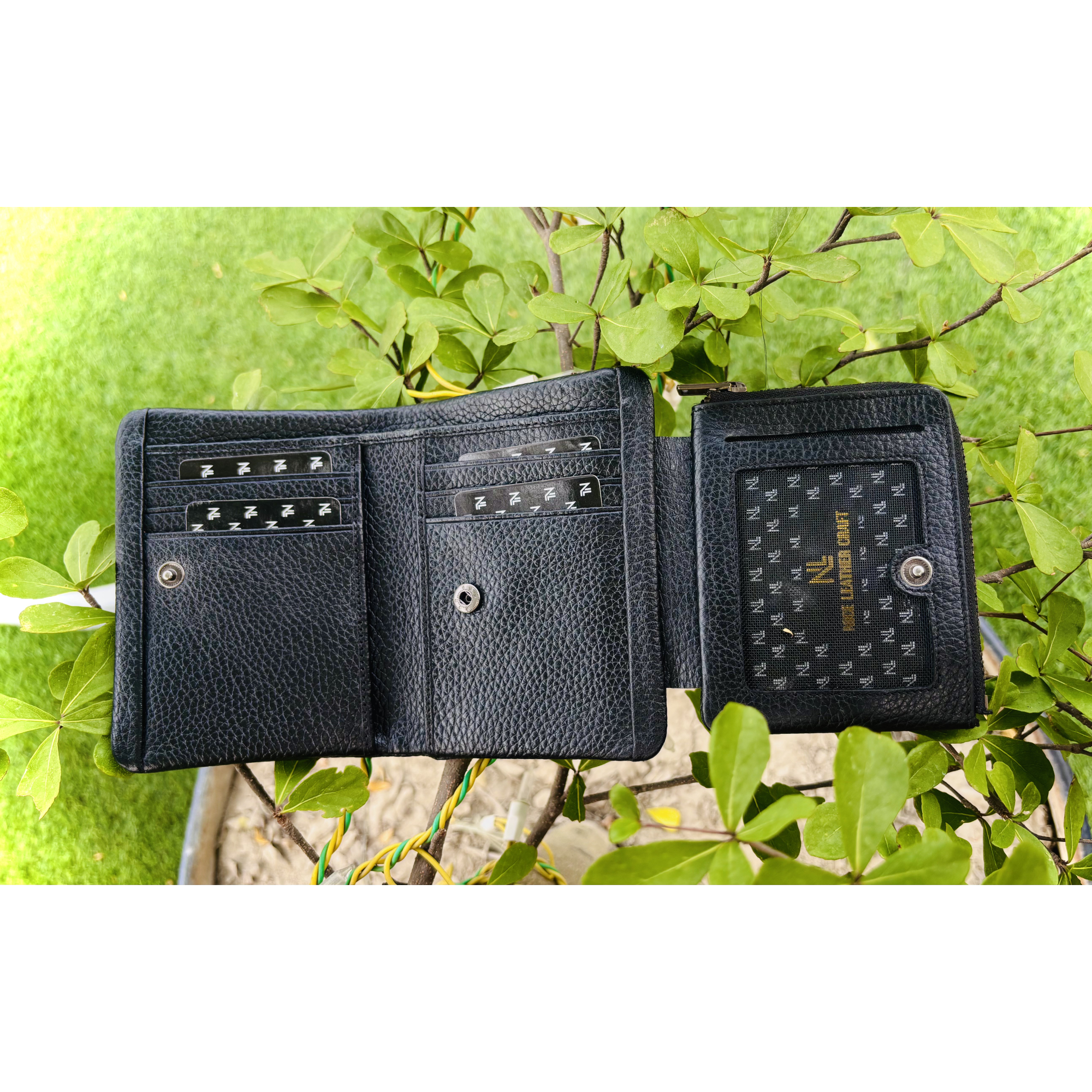 Eisiposs Premium Wallet - Image 8