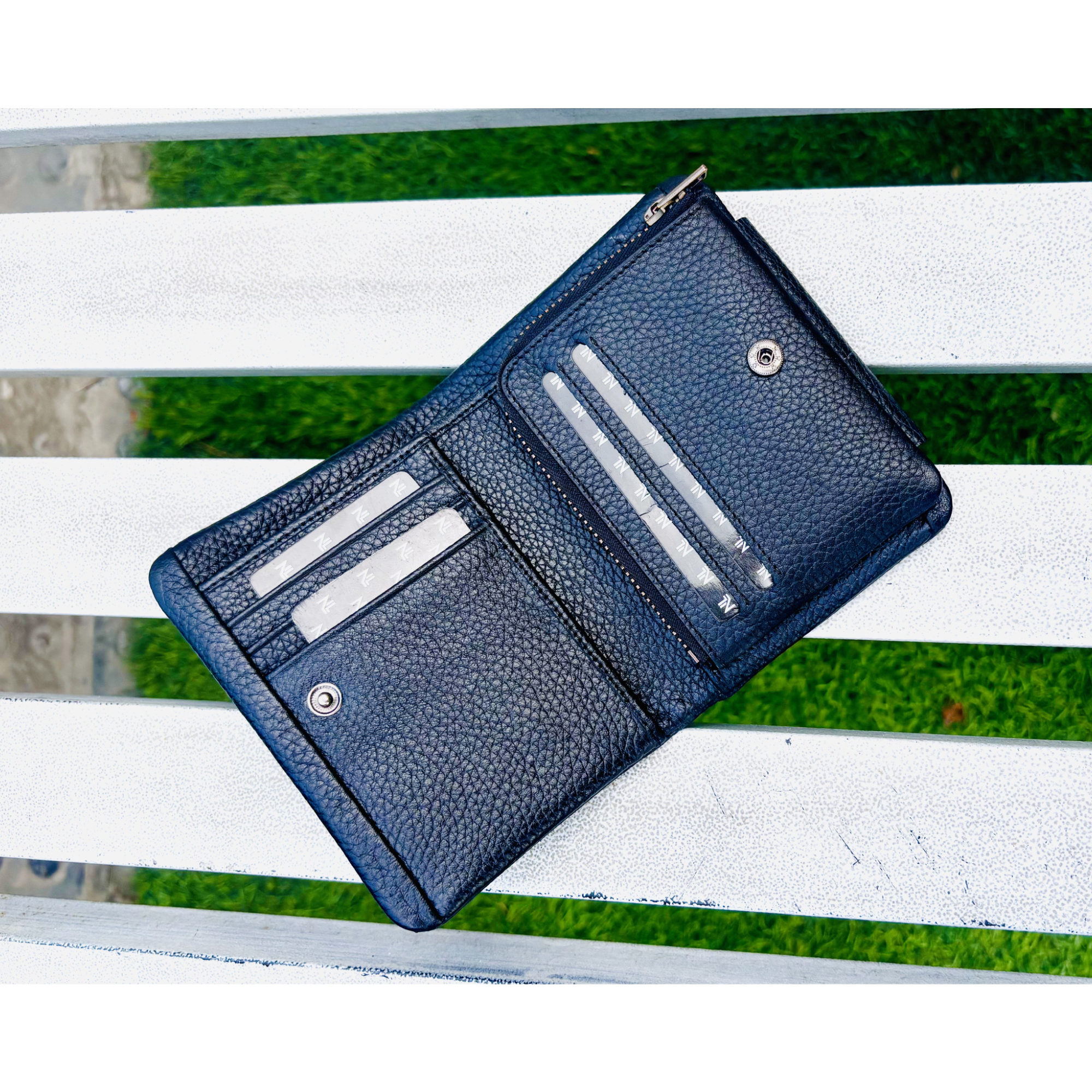 Eisiposs Premium Wallet - Image 7